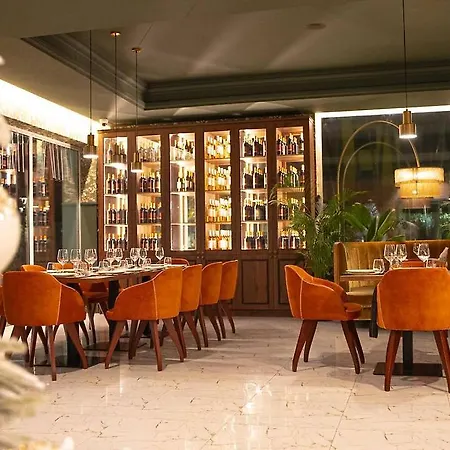 Отель Diamma Conference & 5*